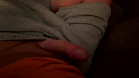 Snapshot of fun205075 chatting on October 5, 12:53 am fun205075 online show from October 5, 12:53 am