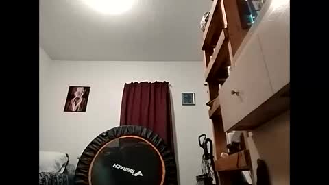 Snapshot of fungii911 chatting on October 6, 5:27 am fungii911 online show from October 6, 5:27 am