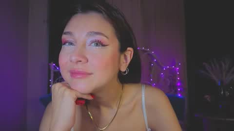 Snapshot of funny_whotsss chatting on December 3, 11:25 pm Tiffany online show from December 3, 11:25 pm