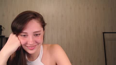 Snapshot of funnybunny3579 chatting on December 13, 10:02 pm JENNY online show from December 13, 10:02 pm