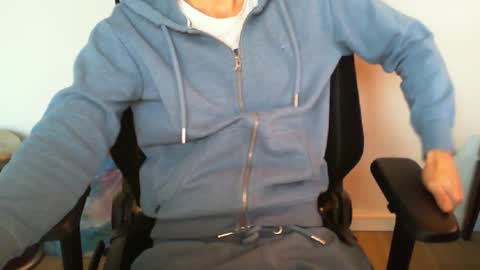 YWhiteNiceMan online show from September 29, 6:51 am