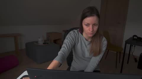 funservice online show from November 25, 8:14 am