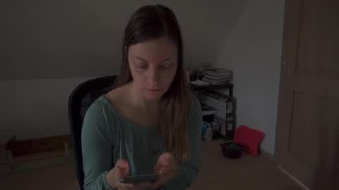 funservice online show from December 18, 7:47 am