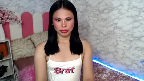 fuschiafucker online show from February 22, 5:02 am