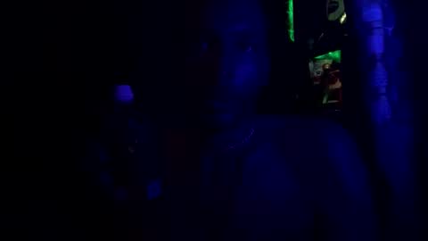 Snapshot of fvvkboyy chatting on November 9, 4:55 am fvvkboyy online show from November 9, 4:55 am