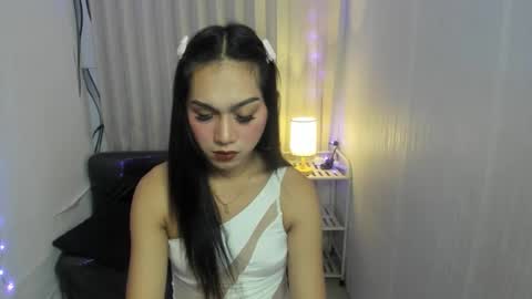 fyangfoxx online show from January 15, 4:22 pm