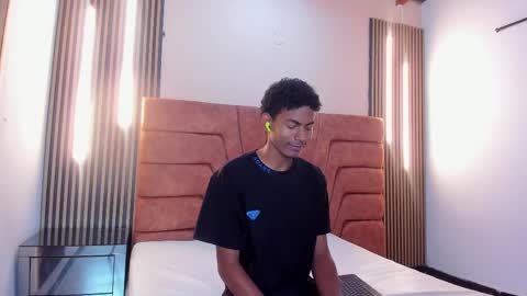 fykmor online show from September 22, 3:52 am