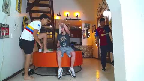 FYOTTY online show from October 14, 11:33 am