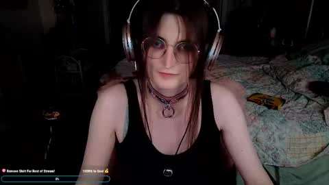 Snapshot of fzuybnuy chatting on November 25, 6:19 pm B online show from November 25, 6:19 pm