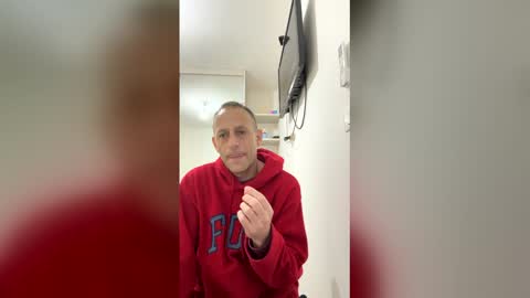 g103031910303 online show from March 2, 6:37 pm