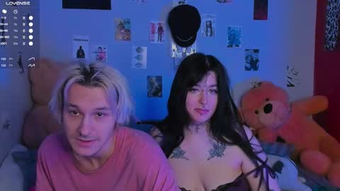 Snapshot of g4tito chatting on November 7, 7:19 am g4tito online show from November 7, 7:19 am