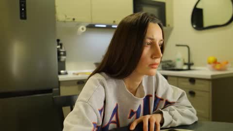 Snapshot of g_ia chatting on October 24, 6:37 pm G online show from October 24, 6:37 pm