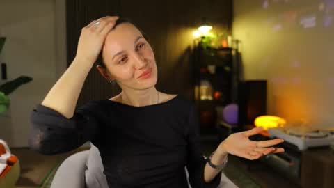 Snapshot of g_ia chatting on November 12, 6:52 pm G online show from November 12, 6:52 pm