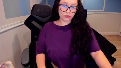 Snapshot of gaaby_ chatting on December 18, 1:48 am gaaby  online show from December 18, 1:48 am