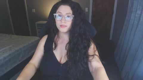 Snapshot of gaaby_ chatting on September 12, 12:00 am gaaby  online show from September 12, 12:00 am