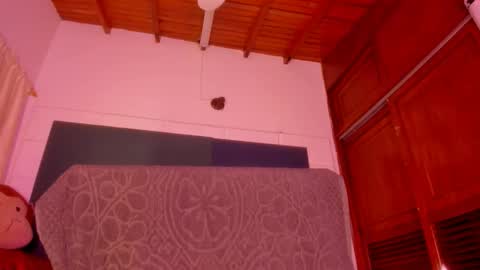 G A B R I E L A   online show from January 14, 12:05 am