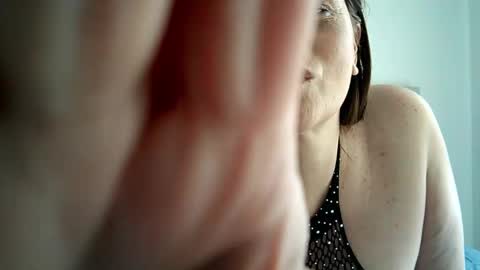 gabby online show from September 18, 6:32 pm