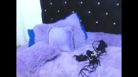 Snapshot of gabi_jhons_23 chatting on November 5, 10:15 am gabi_jhons_23 online show from November 5, 10:15 am