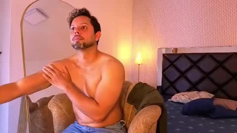 GABRIEL online show from December 3, 8:40 pm