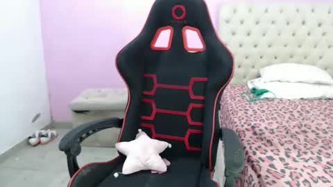 G A B R I E L A I S B A C K.  online show from December 17, 9:32 pm