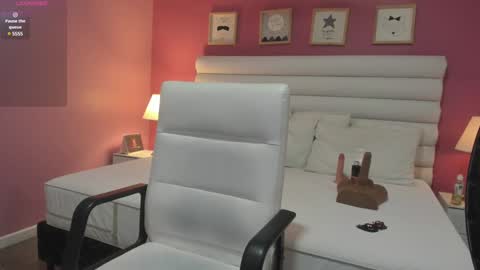 Gabriela salgado online show from January 18, 11:00 am