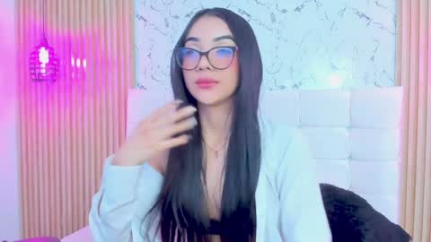 Snapshot of gabrielam_ms chatting on January 18, 5:10 am Gabriela Evans MS online show from January 18, 5:10 am