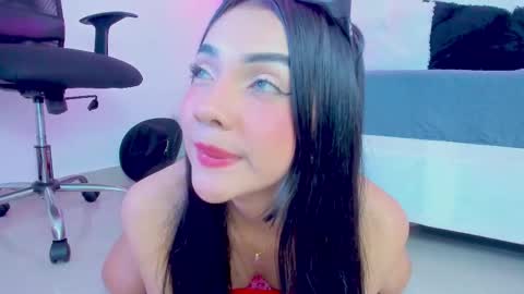 Snapshot of gabrielam_ms chatting on February 13, 10:33 pm Gabriela Evans MS online show from February 13, 10:33 pm