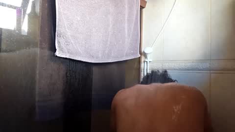 gabrielkulaif10 online show from April 22, 5:14 pm