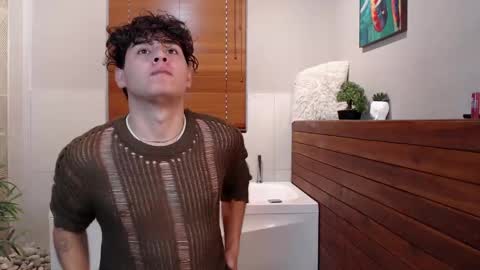 gabriell_ramirez_ online show from March 8, 10:13 pm