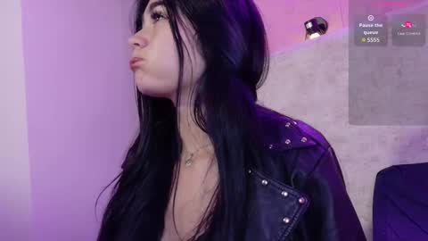 Snapshot of gabriella27_ chatting on November 20, 1:39 am gabriella online show from November 20, 1:39 am