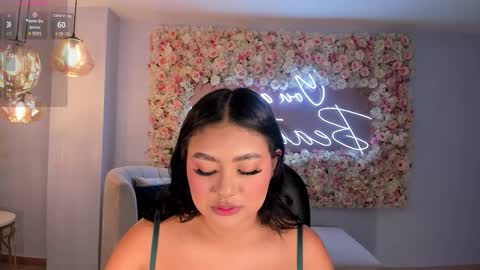 Snapshot of gabriellalee_ chatting on September 24, 2:37 am Gabriella Lee online show from September 24, 2:37 am