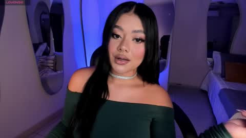 Snapshot of gabriellalee_ chatting on October 2, 2:40 am Gabriella Lee online show from October 2, 2:40 am