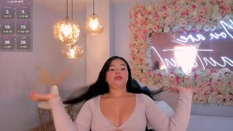 Snapshot of gabriellalee_ chatting on November 21, 2:32 am Gabriella Lee online show from November 21, 2:32 am