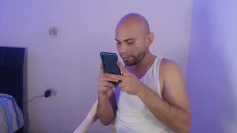 Snapshot of gabrielle_ramirez chatting on December 31, 6:57 pm Gabriel online show from December 31, 6:57 pm