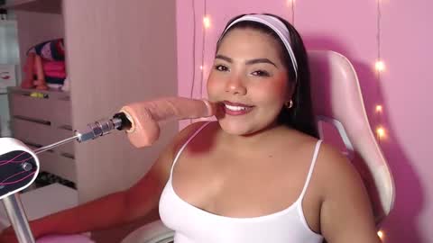 Snapshot of gaby_hot25 chatting on January 22, 10:59 pm gaby online show from January 22, 10:59 pm