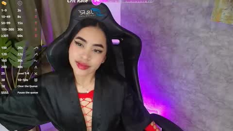 Snapshot of gaby_montiel chatting on October 19, 1:39 am online show from October 19, 1:39 am