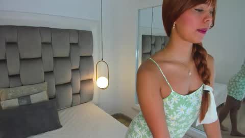 Snapshot of gaby_smit__ chatting on November 18, 11:36 am GABRIELA online show from November 18, 11:36 am