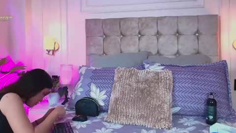 GabyEvans online show from April 17, 12:08 pm