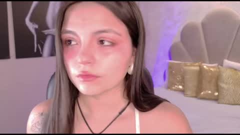 Snapshot of gabyqueens chatting on November 9, 1:31 pm Gaby online show from November 9, 1:31 pm