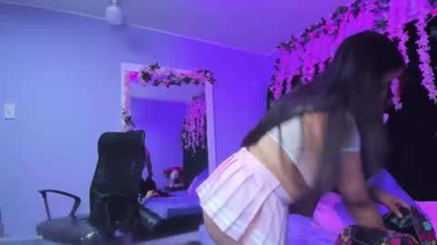 Snapshot of gabyy_cooper chatting on November 11, 2:44 am gabby cooper online show from November 11, 2:44 am