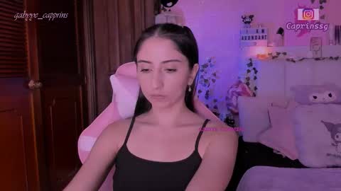 gabyye capprins online show from February 13, 12:17 am