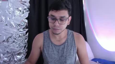 Snapshot of gadiel_edric chatting on October 23, 12:26 pm Gadiel online show from October 23, 12:26 pm