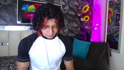 Snapshot of gael__david chatting on December 28, 2:54 am Gael online show from December 28, 2:54 am