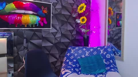Snapshot of gael__david chatting on January 6, 3:09 am Gael online show from January 6, 3:09 am