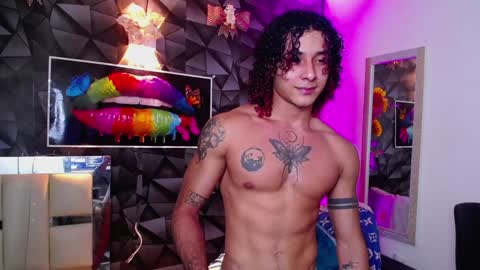 Snapshot of gael__david chatting on January 9, 7:42 am Gael online show from January 9, 7:42 am
