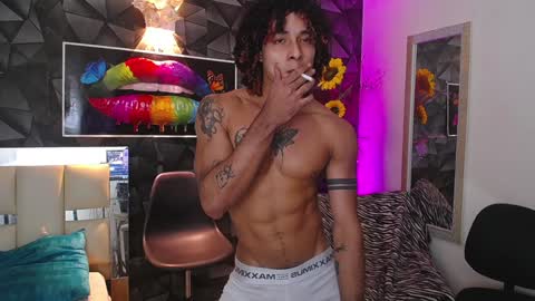 Snapshot of gael__david chatting on January 25, 7:17 am Gael online show from January 25, 7:17 am