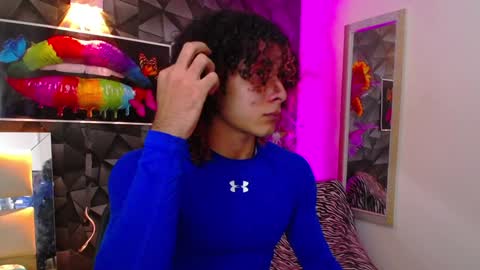 Snapshot of gael__david chatting on January 28, 3:04 am Gael online show from January 28, 3:04 am