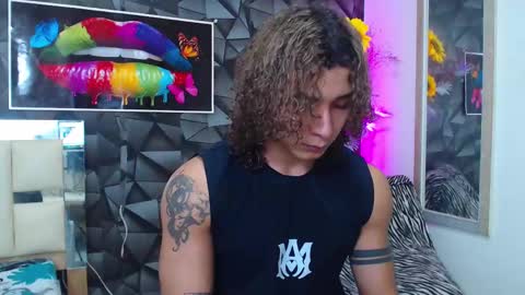 Snapshot of gael__david chatting on February 26, 2:48 am Gael online show from February 26, 2:48 am
