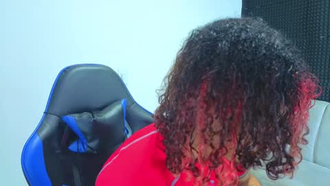 Snapshot of gael__david chatting on September 16, 4:02 am Gael online show from September 16, 4:02 am