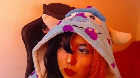 Snapshot of gakomenoshida chatting on November 17, 7:30 pm Kate 3 online show from November 17, 7:30 pm